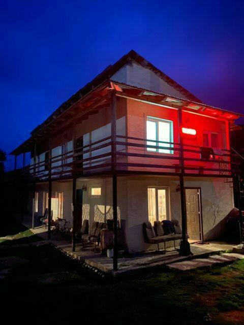 מסטיה Iason Guest House In Mazeri מראה חיצוני תמונה