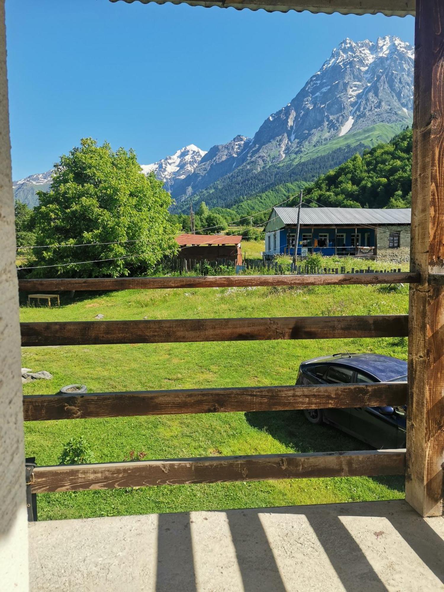 מסטיה Iason Guest House In Mazeri חדר תמונה